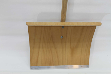 Schneeschieber Sperrholz / 40 cm mit Metallkante, Holzstiel